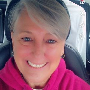 Meet your Posher, Dee